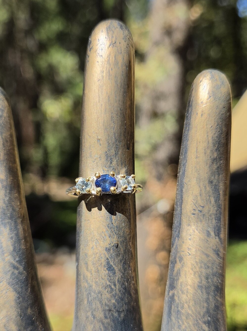 Blue Sapphire & BlueTopaz Three-Stone Ring Stetling & Gold Sz6 - Picture 2 of 7